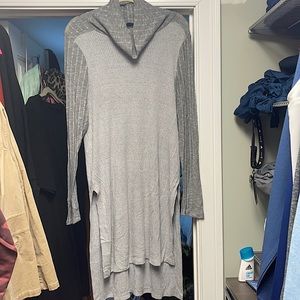 Postage by Anthropologie Light weight tunic XL